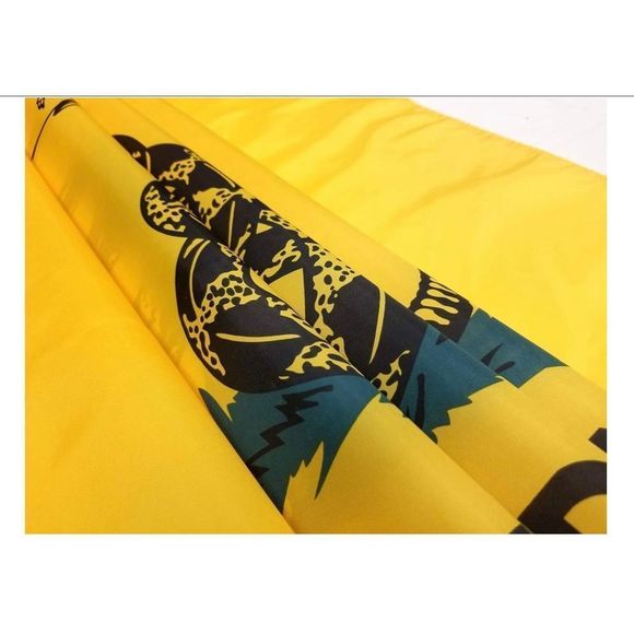 Gadsden Flag Dont Tread On Me Flag 3x5 Foot Flag, Polyester, Rattle Snake Banner - Picture 4 of 8